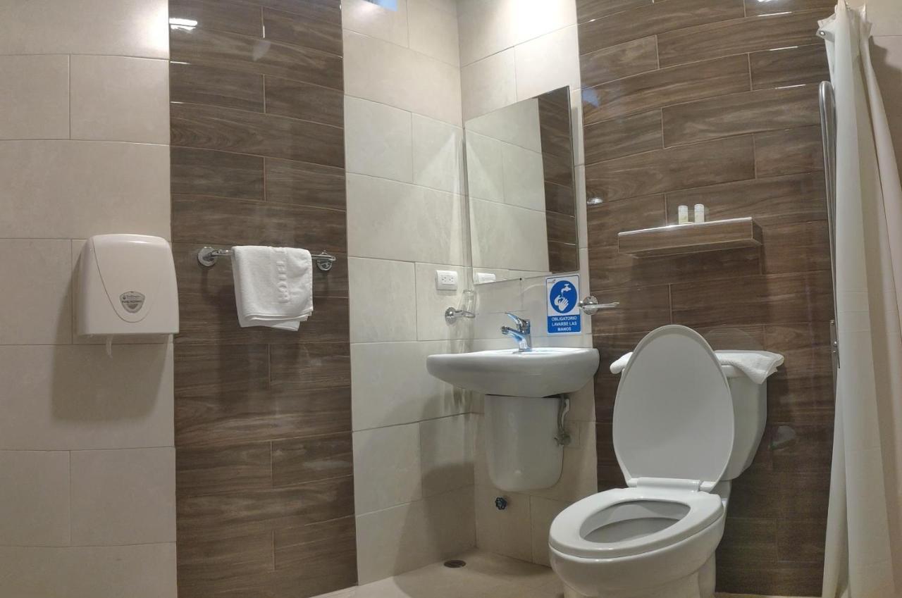 Hotel Cayapas Esmeraldas Dış mekan fotoğraf